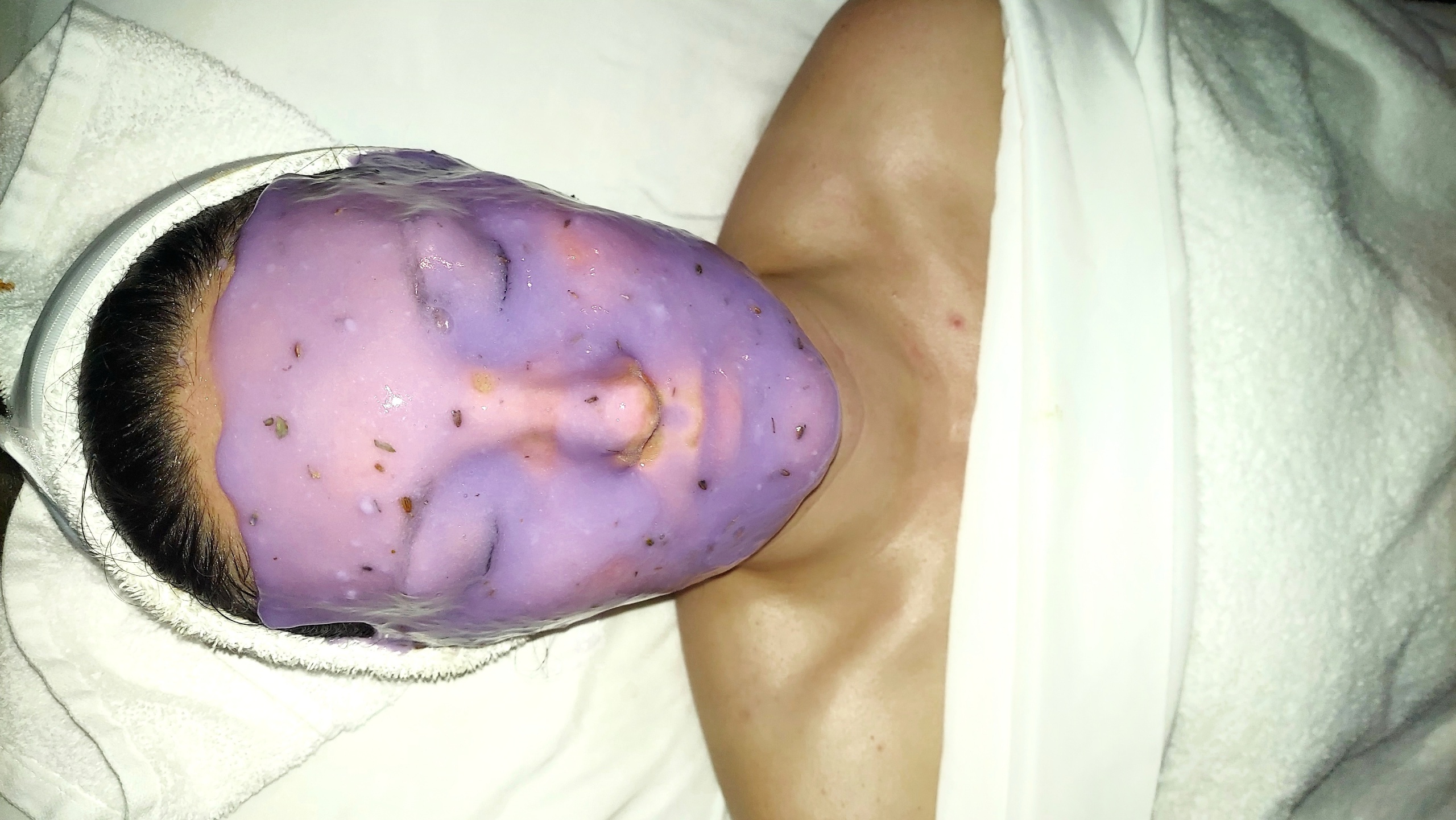 Luminous Skin Lab | Jelly Mask Skincare: How It Works for Different Skin Types